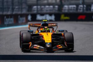 Norris vince la Sprint del Gp di Miami su Piastri, terzo Leclerc