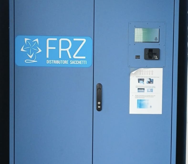 Formia – Distribuzione gratuita delle buste per l’immondizia, comune sempre più efficiente