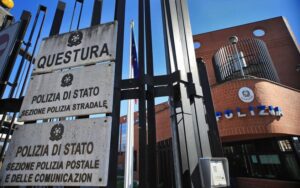 Frosinone – 30enne perseguita un uomo e la sua famiglia, scatta l’ammonimento del Questore