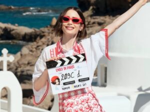 Ultima stagione per Emily in Paris: “Sarà un addio fantastico”