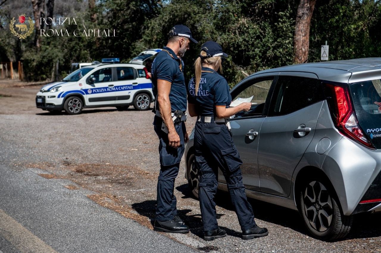 Ostia – Interventi polizia locale su litorale romano, 4 denunciati