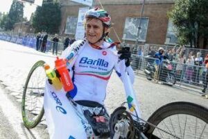 Lutto Zanardi, minuto di silenzio su tutta la Penisola. Mattarella: “Esempio oltre lo sport”