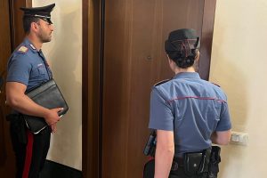 Castel Gandolfo – Trasforma la propria abitazione in un supermarket della droga, in manette quarantenne