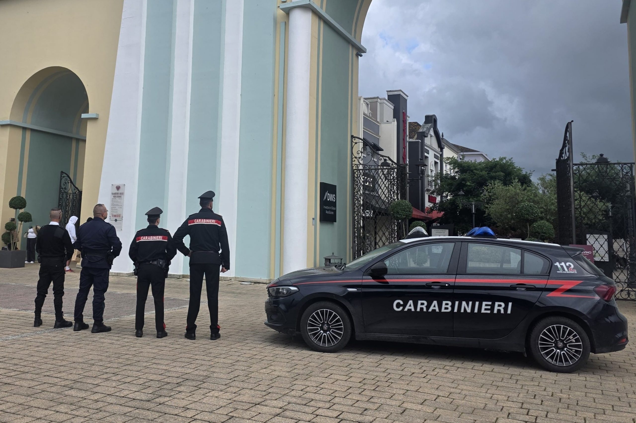Valmontone Outlet nel mirino dei ladri: cinque arresti in meno di 24 ore, sgominate due bande