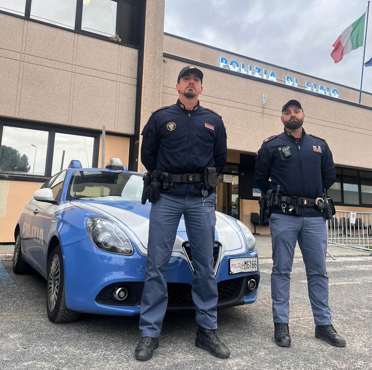Roma – Tenta il suicidio, a salvarlo gli agenti Alex ed Emanuele