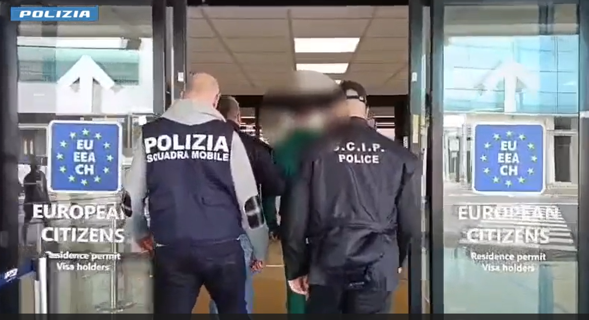 Roma – Rintracciato a Londra dalla Polizia pericoloso latitante accusato di associazione a delinquere finalizzata al traffico di sostanze stupefacenti (VIDEO)