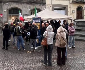 Viterbo – “La città vuole la Remigrazione”, boom di raccolta firme