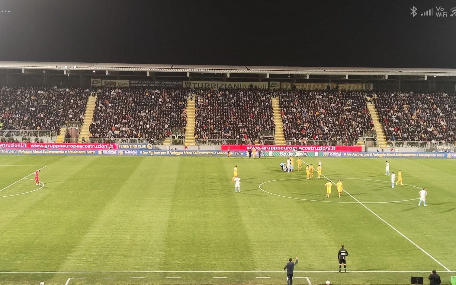 Calcio: per Frosinone-Mantova ordinanza sindacale, stop a lattine, bottiglie e spray urticanti