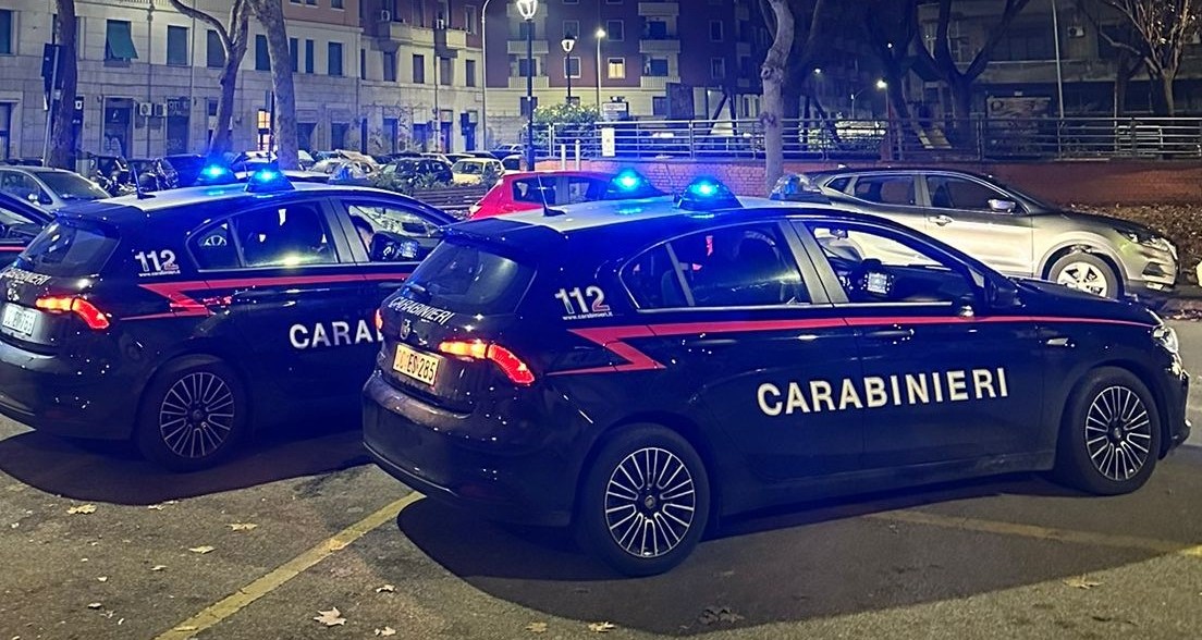 Roma – Rimossi 100 chili di rifiuti in piazza Ragusa