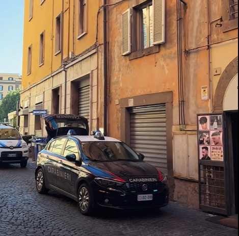 Viterbo – Chiusi 10 barber shop irregolari in centro, Frontini: “Tolleranza zero contro illegalità e degrado” (FOTO)
