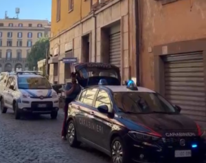 Viterbo – Chiusi altri barber shop del centro storico: irregolarità nei titoli professionali