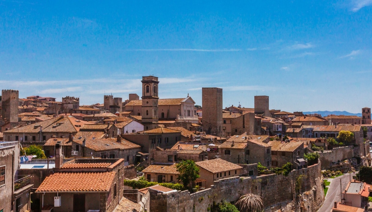 Tarquinia – Fratelli d’Italia: “Sulla Cultura tante promesse ma nessun fatto, dov’è il premio Cardarelli?”