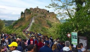 Ricercato in tutta Europa si nascondeva a Civita di Bagnoregio: arrestato dai carabinieri, deve scontare 10 anni