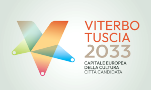 Viterbo Tuscia 2033″: Svelato il logo della candidatura. Frontini: “Un territorio unito che riscopre l’orgoglio di camminare insieme” (VIDEO)