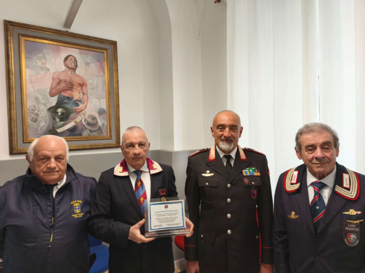 Tarquinia – Il luogotenente Stefano Girelli va in pensione: l’omaggio di Assoarma per la sua splendida carriera nei Carabinieri