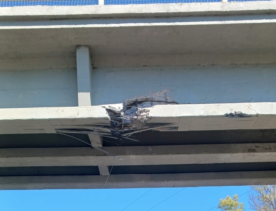 Cerveteri – Incidente sulla A12, camion ha urtato cavalcavia: tratto ancora chiuso verso l’Aurelia