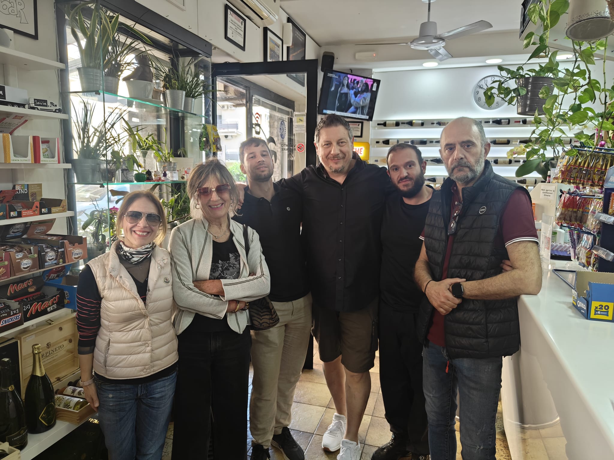 Viterbo – Via della Pila smentisce la Giunta: “Nessun accordo. Floris e Urbani chiedano scusa”. Le firme superano quota 450