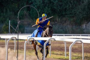 Tarquinia – La Contrada Sant’Antonio trionfa al Palio dell’Anello 2026