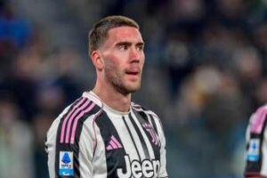 Mercato Juve – Fumata nera Vlahovic: è finita, andrà via a zero