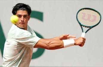 Roland Garros, Cinà al secondo turno: Opelka ko in cinque set