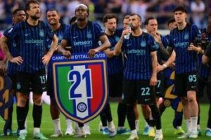Mercato Inter – Priorità all’esterno destro: il sogno adesso è Spence