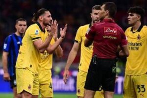 36° capitolo d’A, fiume di lava: polveroni Var e caporetto rossonera, la Roma aggancia il Milan