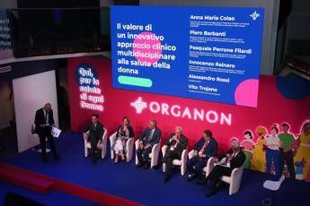 ‘Qui, per la salute di ogni donna’, istituzioni ed esperti rilanciano approccio di genere nella cura