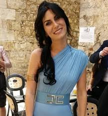 Erica Carroccia a soli 31 anni muore dopo un parto gemellare, Sonnino in lutto