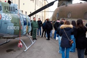 Viterbo – L’Aviazione dell’esercito apre le porte ai cittadini, una settimana ricca di appuntamenti