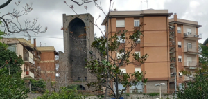 Viterbo – Si fanno aprire e le portano via tutto l’oro: truffa ad anziana a via San Biele, necessario l’intervento dei sanitari