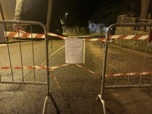 Montefiascone – Sversamento di gasolio su via Bandita, strada chiusa e intervento d’emergenza