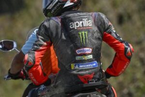 MotoGP – Bezzecchi, Olanda spettrale: crollo e sorpasso. Ma resta tutto aperto