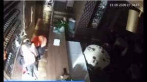 Furto di vini pregiati al ristorante Affinatore di Milano, le immagini