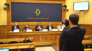Science Calling, alla Camera il podcast che avvicina i cittadini alla ricerca