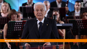 Mattarella “Nella Costituzione ripudio guerra e condivisione della sovranità”