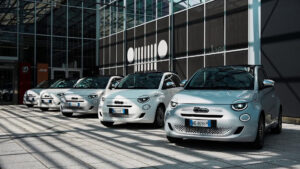 Fiat presenta la nuova 500 Hybrid Cabrio Dolcevita e la 600 Turbo 100