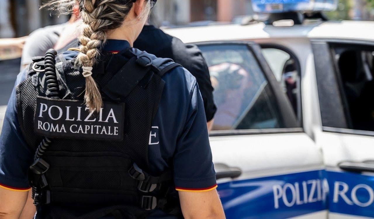 Roma: aggredisce due agenti polizia locale a Ponte Sant’Angelo, arrestato 40enne