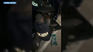 Dalla Spagna alla Sicilia con 13 kg di cocaina in auto, tre arresti