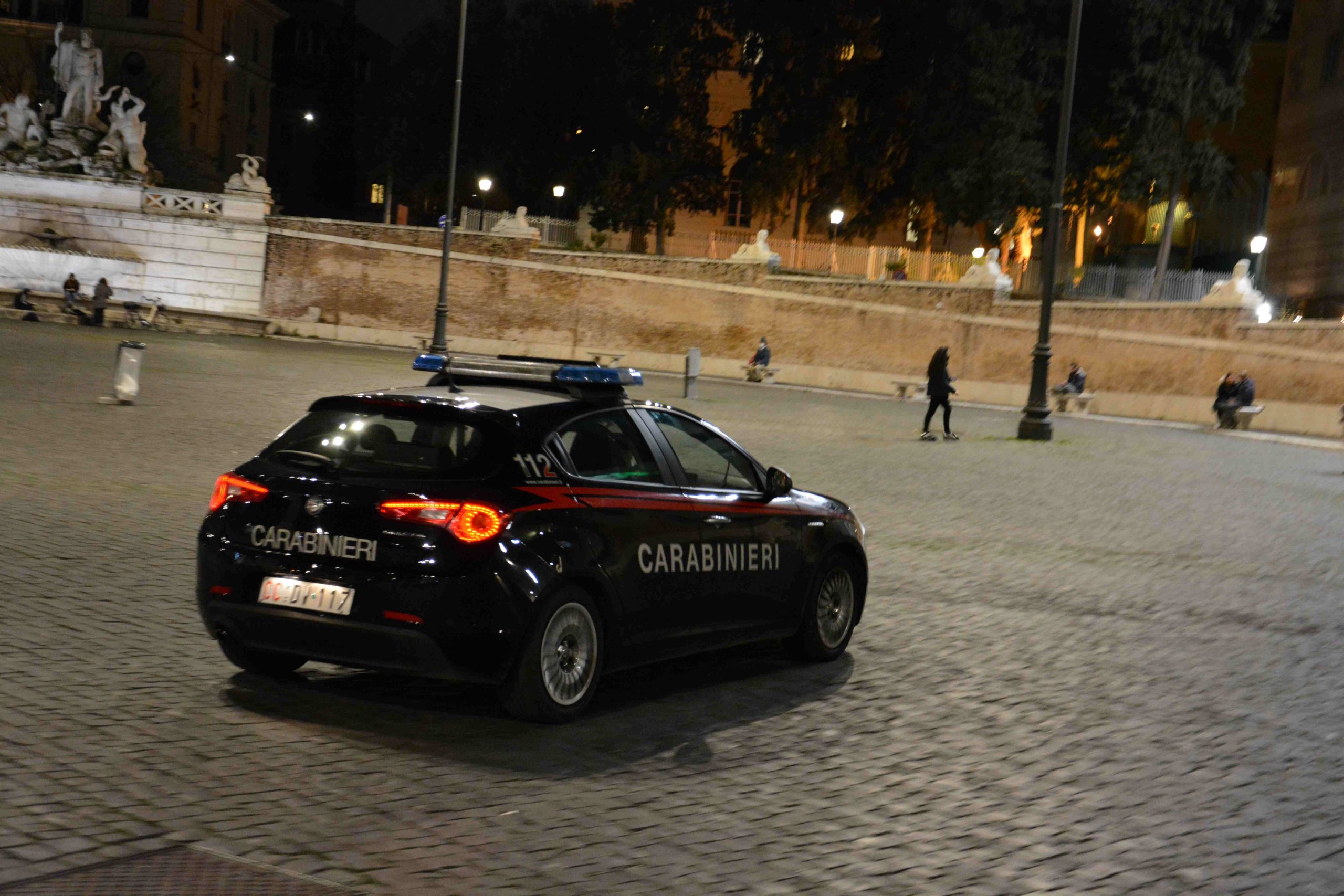 Roma – Turista americano scippato di due collanine d’oro, fermato un 17enne egiziano