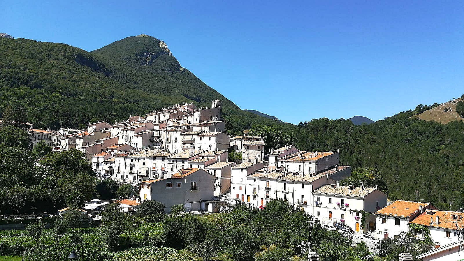 Due sorelle di Minturno lasciano la casa famiglia a Civitella Alfedena, si indaga per sottrazione di minori