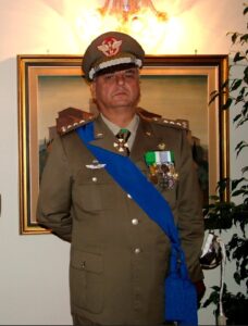 Capodimonte – Il 24° corso dell’Accademia Militare di Modena ricorda il generale Rocco Panunzi