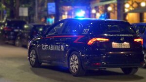 Montefiascone – Spacciatore fermato mentre viaggiava a tutta velocità sulla provinciale, in casa droga e altre sostanze