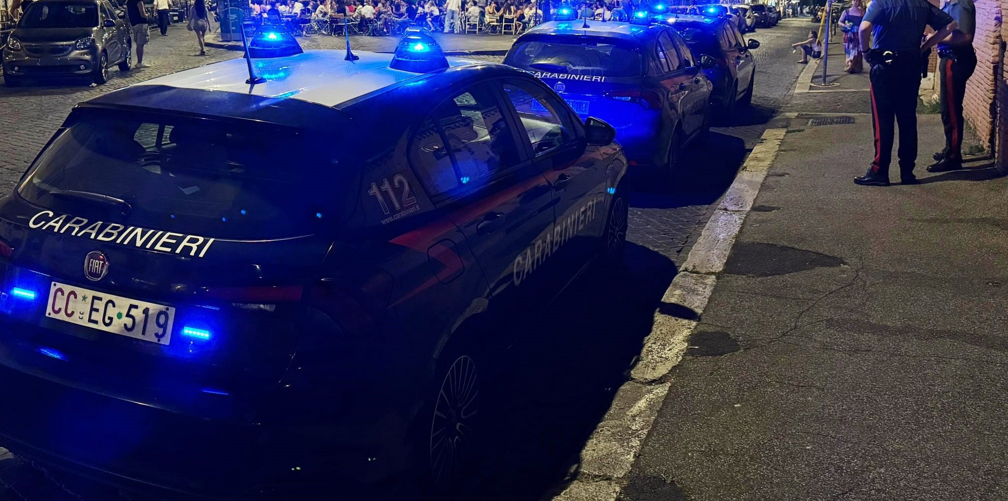 Torino – Automobilista suona il clacson per far spostare pedone, poi scende dall’auto e lo uccide