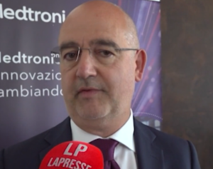 Medtronic, dall’intelligenza artificiale alla robotica: “Così stiamo rivoluzionando la sanità”