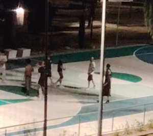 Viterbo – Il playground del Carmine piace, ma i residenti protestano: “Rumori e luci fino a notte fonda”
