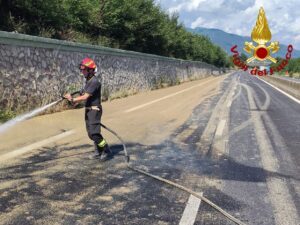 Terni – Fango sul raccordo, chiusa una corsia in direzione Orte