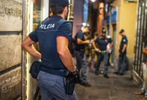 Viterbo – Rimpatriato in Algeria un detenuto condannato a venti anni per tentato omicidio