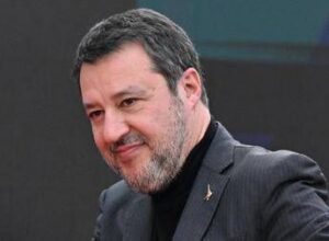 2 Giugno, Salvini assente alla parata dei Fori Imperiali. Fonti: “Al Mit per evitare scioperi”