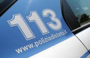Bari, studentessa universitaria picchiata in un parco: fratture al viso