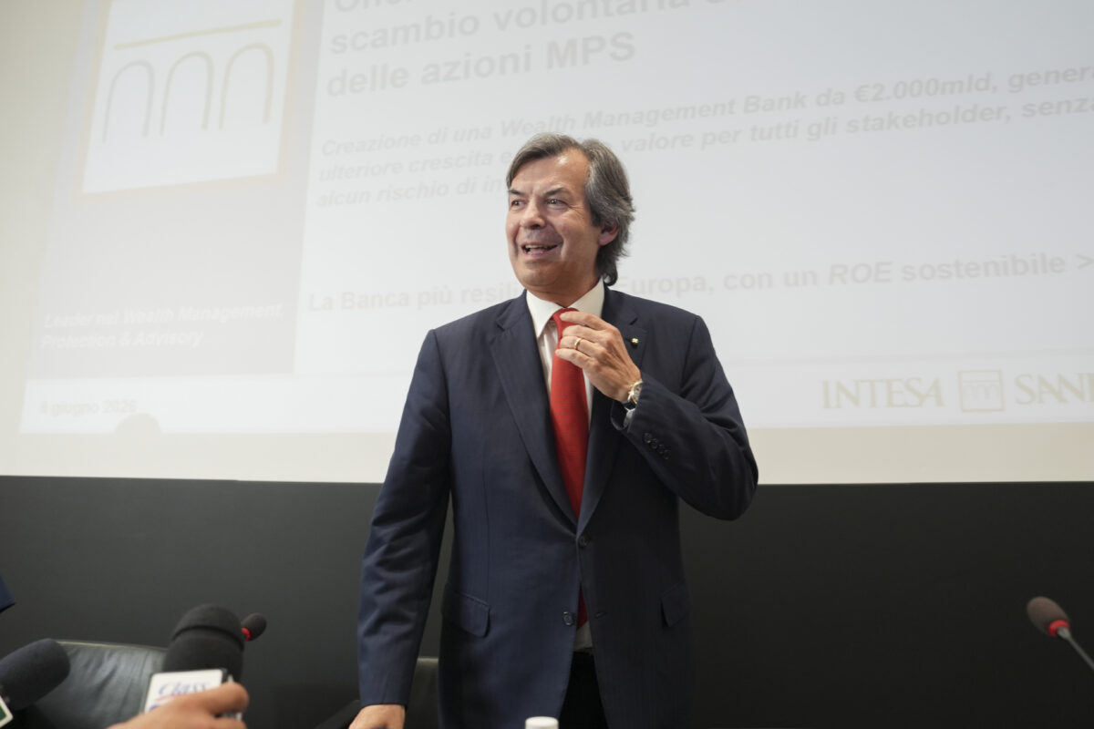 Intesa Sanpaolo, utile netto sale a 5,6 miliardi nel primo semestre (+6,5%)